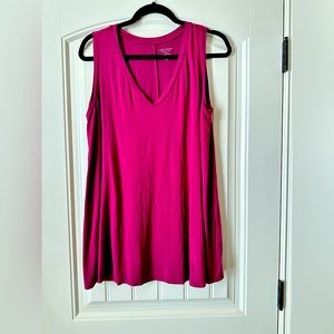 14/16 Lane Bryant v neck swingline tank